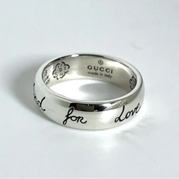 Gucci Silver Band Rings with Engraved Designs - Picture 3 of 14